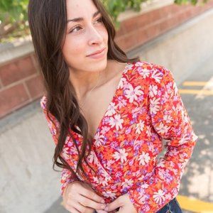 LUSH Veruca V-Neck Overlap Ruched Top Small NWT